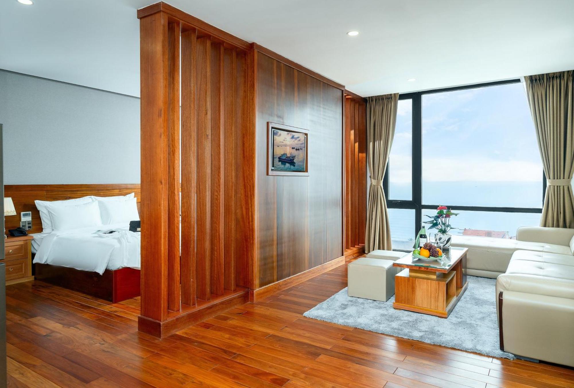 Sunny Ocean Hotel & Spa Da Nang Esterno foto