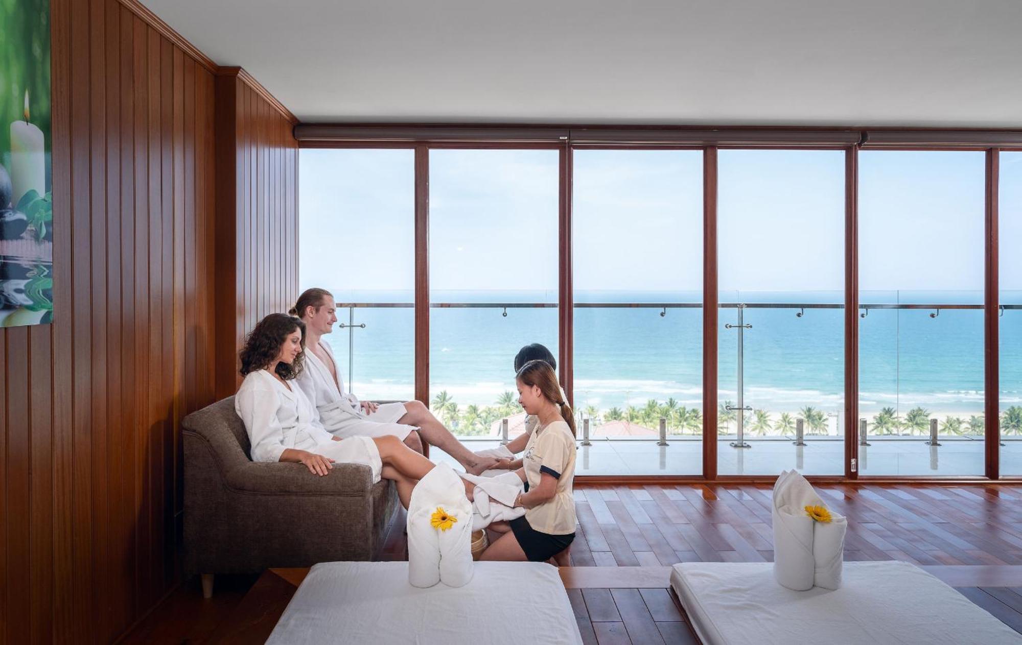 Sunny Ocean Hotel & Spa Da Nang Esterno foto